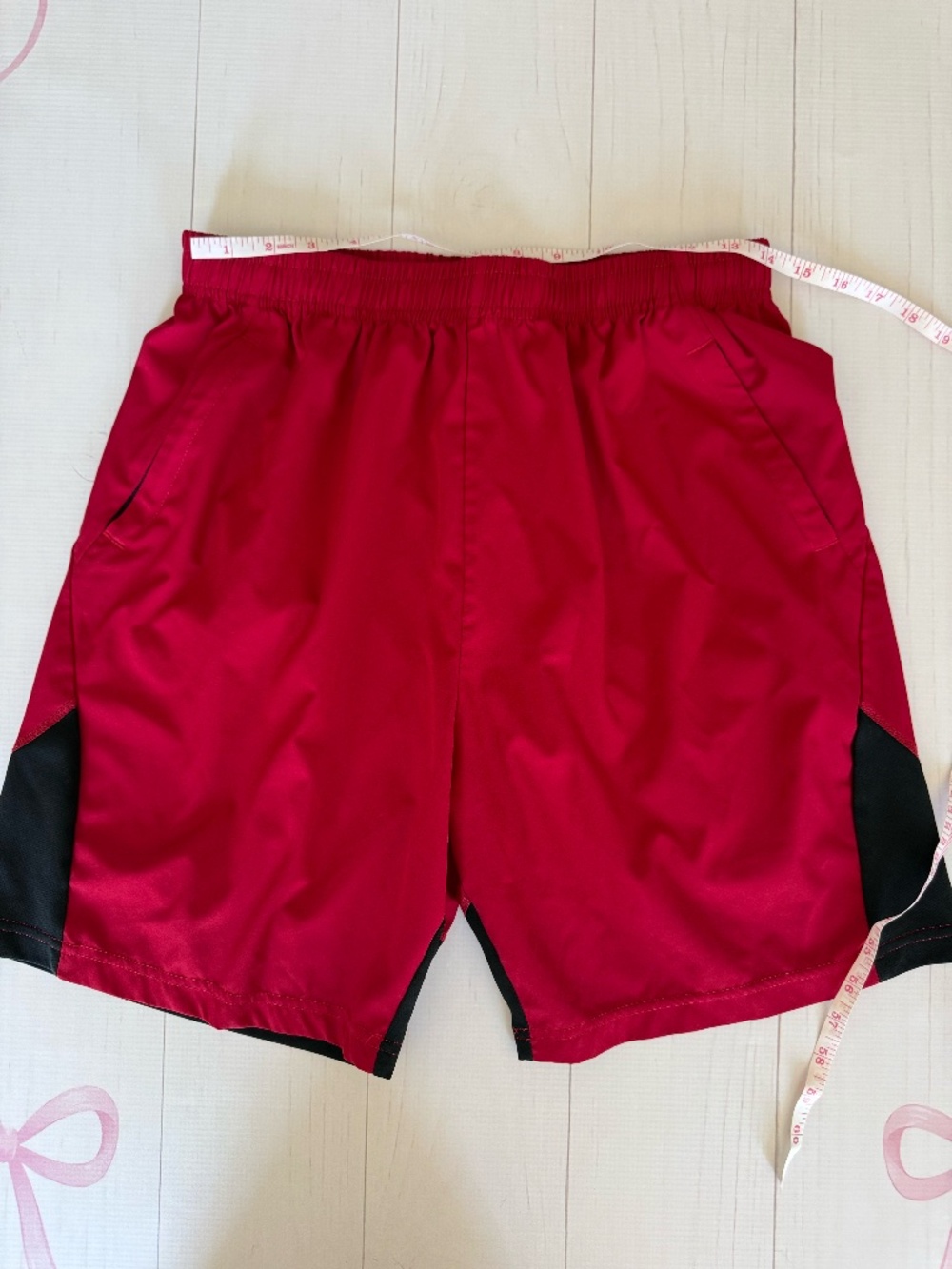 Lululemon Shorts 28 in waist and 7 in inseam Best for Small